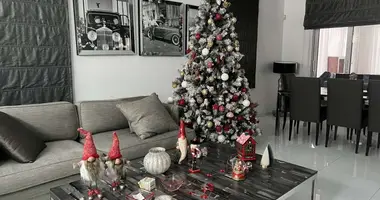 Mieszkanie 4 pokoi w Kato Polemidion Municipality, Cypr