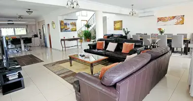 Maison 7 chambres dans Péyia, Chypre