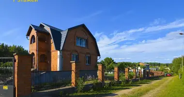 Casa en Rakauski sielski Saviet, Belarús