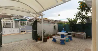 Townhouse 2 bedrooms in Torrevieja, Spain