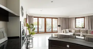 Wohnung 3 zimmer in Warschau, Polen