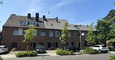 Miethaus 810 m² in Emmerich am Rhein, Deutschland