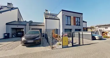 4 bedroom house in Swiecice, Poland