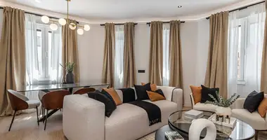 Квартира 3 спальни в Мадрид, Испания