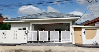 3 bedroom apartment in Si Sunthon, Thailand