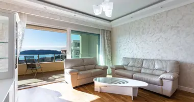 Apartamento 3 habitaciones en Montenegro