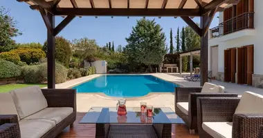 Apartamento 5 habitaciones en Kouklia, Chipre