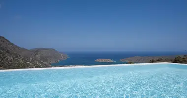 5 bedroom house in Greece