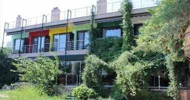 Hotel 340 m² in Methoni, Greece