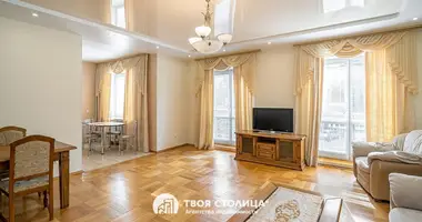 Wohnung 3 zimmer in Minsk, Belarus