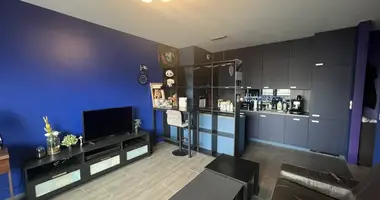 Квартира 2 комнаты в Варшава, Польша