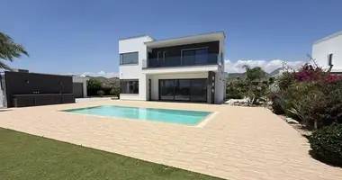 5 bedroom villa in Moni, Cyprus