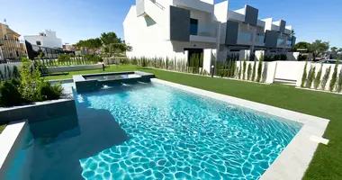 3 bedroom apartment in Torrevieja, Spain