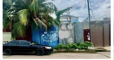 Участок земли в Sangkat Kouk Khleang, Камбоджа