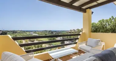 2 bedroom apartment in Estepona, Spain