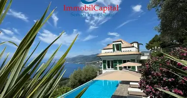 Villa 11 habitaciones en Camogli, Italia