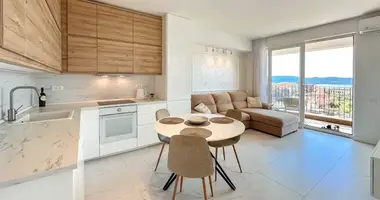 Apartamento en Tivat, Montenegro