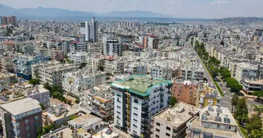 Apartamento 2 habitaciones en Muratpasa, Turquía