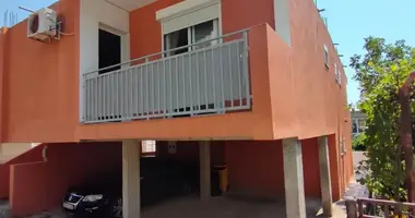 5 bedroom house in Sutomore, Montenegro