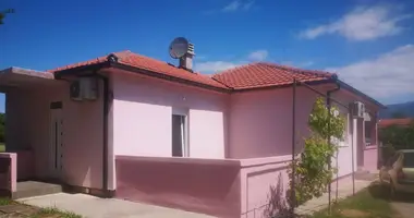 Haus 4 zimmer in R 23, Montenegro