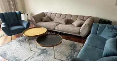 Apartamento 4 habitaciones en Dobrota, Montenegro