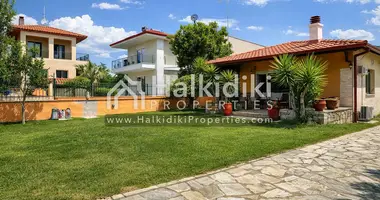 Villa 3 rooms in Nikiti, Greece