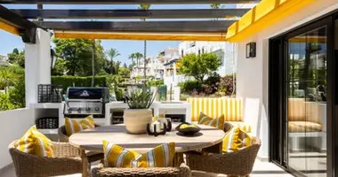 3 bedroom apartment in San Pedro Alcantara, Spain