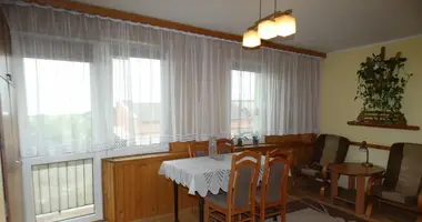 Mieszkanie 3 pokoi w Pruszków, Polska
