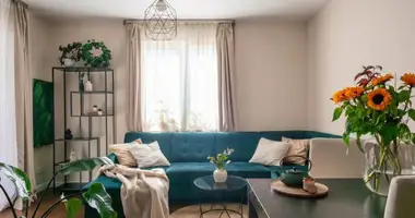 Квартира 4 комнаты в Варшава, Польша