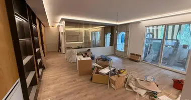 2 bedroom apartment in Tirana Municipality, Albania