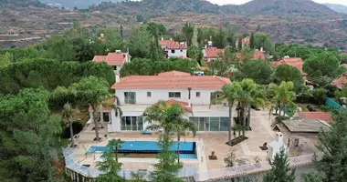 Apartamento 5 habitaciones en Kalo Chorio Lemesou, Chipre