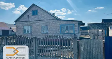 Casa en Staryya Darohi, Belarús