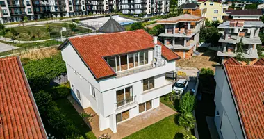 5 bedroom apartment in Fatih, Turkey