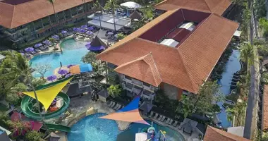 Hôtel 5 étoiles à vendre, 179 chambres, près de la plage de Kamala, Phuket, Thaïlande, à 350 mètres. dans Kamala, Thaïlande