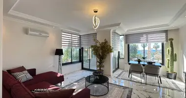 Mieszkanie 3 pokoi w Alanya, Turcja