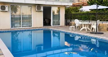 5 bedroom villa in Peyia, Cyprus