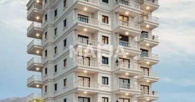 2 bedroom apartment in Mahmutlar, Turkey