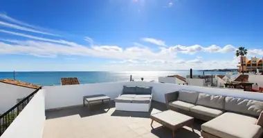 Villa in Estepona, Spain