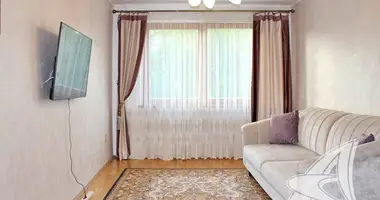 Apartamento 3 habitaciones en Muchaviecki sielski Saviet, Belarús
