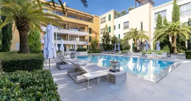 Квартира 2 комнаты в Кумбор, Черногория