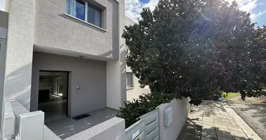 Maison 3 chambres dans Demos Agiou Athanasiou, Chypre