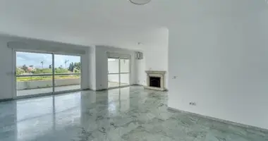 5 bedroom apartment in San Pedro Alcantara, Spain