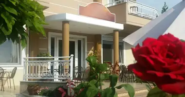 Hotel 820 m² in Paralia, Greece