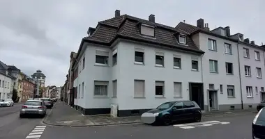 Casa 9 habitaciones en Monchengladbach, Alemania