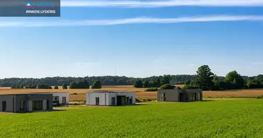 Casa en Varluva, Lituania