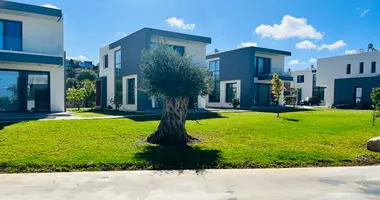 Plot of land in Kissonerga, Cyprus