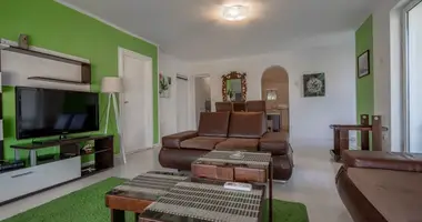 Mieszkanie 3 pokoi w Herceg Novi, Czarnogóra