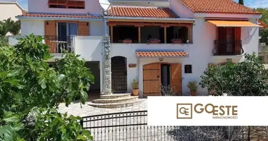 Maison 3 chambres dans Opcina Dezanovac, Croatie