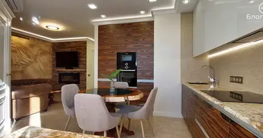 Wohnung 3 zimmer in Minsk, Belarus