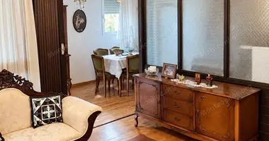 Wohnung 3 Schlafzimmer in Budva, Montenegro